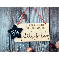 Personalisierte Weihnachts-Countdown Für Kinder, Weihnachten Schläft Bis Santa Plaque, Tafel, Gravierte Personalisierte Geschenke Tafel von LeoIvyCo