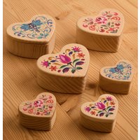 Neue Tiroler Herzbox - Eschenholzbox Kleine Herzförmige Schmuckschatulle. Organizer Für Schmuck, Ringe Und Ohrringe Neue Tiroler Herzbox - Eschenholzbox Kleine Herzförmige Schmuckschatulle. Organizer Für Schmuck, Ringe Und Ohrringe von LeonardiWood
