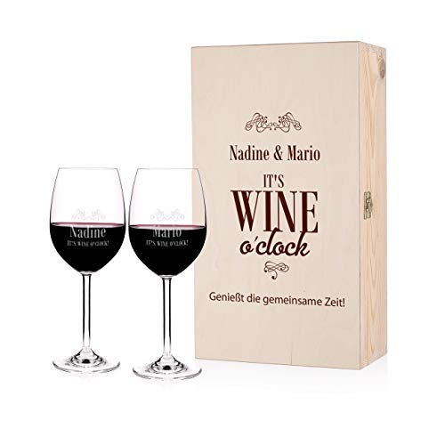 Leonardo 2 Weingläser mit Gravur It´s Wine o´Clock in personalisierter Geschenkbox aus Holz ideal als Hochzeitsgeschenk, Geburtstagsgeschenk oder Valentinstagsgeschenk von LEONARDO HOME