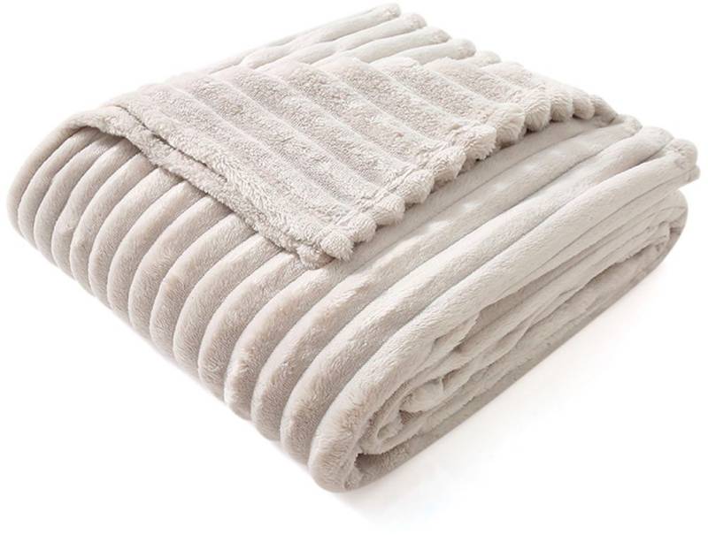 Wohndecke Millara, Leonique, Kuscheldecke in Cord-Optik, 150x200 cm, Wohndecke, Sofadecke Wohndecke Millara, Leonique, Kuscheldecke in Cord-Optik, 150x200 cm, Wohndecke, Sofadecke von Leonique