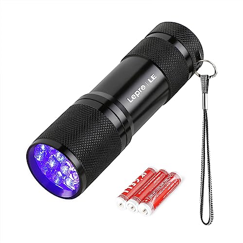 LE LED UV Schwarzlicht Taschenlampe mit 9 LEDs, mini UV Lampe Ultraviolettes Licht mit 395nm für Geocaching, Heimtierurindetektoren, Haustiere Urin-Detektor usw. Inklusive 3 AAA Batterien von Lighting EVER