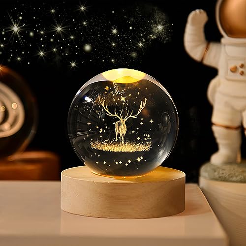 Weihnachtsdeko Kristallkugel Nachtlicht, 3D Lasergravur Weihnachten Glaskugel, 6cm Glaskugel Lampe mit Holzsockel, USB Aufladung Schneekugel Nachtlampe für Raumdekoration, Schönes Geschenk (C) von Lergas