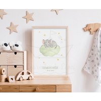 Schlafendes Elefantenbaby Dekoration 30x40cm Aquarell Illustration Wolke Sterne Personalisiertes Wandplakat Geburt Himmel Tiere Savanne Schlafendes Elefantenbaby Dekoration 30x40cm Aquarell Illustration Wolke Sterne Personalisiertes Wandplakat Geburt Himmel Tiere Savanne von LesVoilesDeLeon
