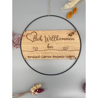 Herzlich Willkommen Loop - Willkommensschild Dekoration Schöner Wohnen Eingangstür Haus Und Wohnung Herze Familie Eichenholz von Letsburnshop