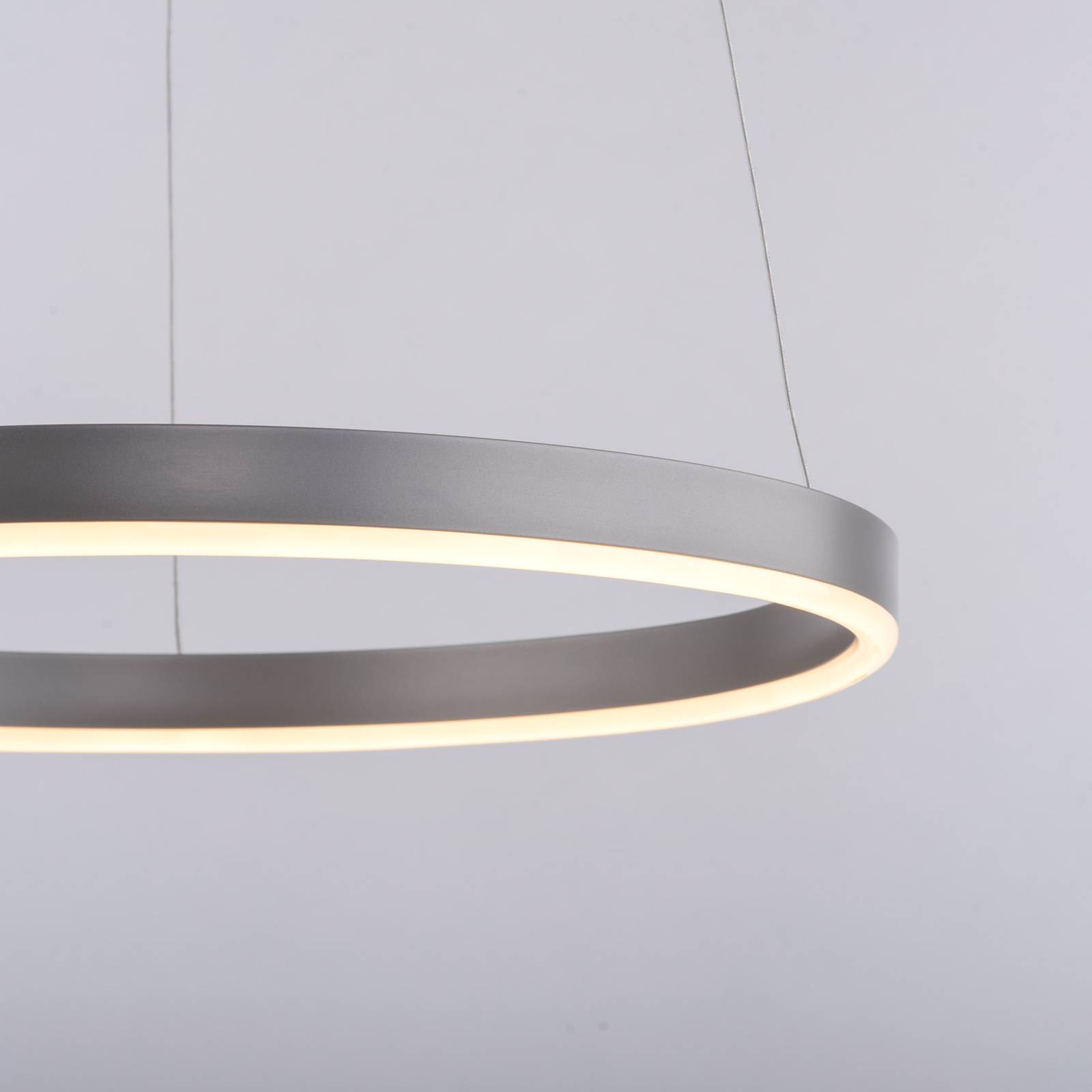 LED-Pendelleuchte Ritus, Ø 39,3cm, aluminium von JUST LIGHT.
