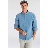 Levis Langarmhemd "AUTHENTIC BUTTON DOWN" mit Ton-in-Ton Logostickerei auf der Brust von Levis