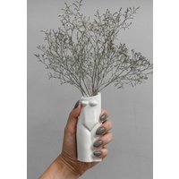 Handmade Modern Skandi Vase For Table Decor von LexyStoreBerlin