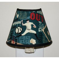 Night Light - Baseball Sport Dekor Kleines Licht von LiLiMcRiddles