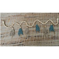 Handgemachte Makramee-Girlande | Wanddeko Handmade Holzliebe Weihnachtszauber Weihnachtsbäume Handgemachte Makramee-Girlande | Wanddeko Handmade Holzliebe Weihnachtszauber Weihnachtsbäume von Lialioskat
