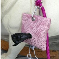 Kotbeutelkontainer, Leder Rosa, Kotbeutelspender Für Hunde Kackbombenkontainer von LibaPawlicious