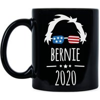 Bernie Sanders 2020 Becher Für Präsident von LibbysDesignStore