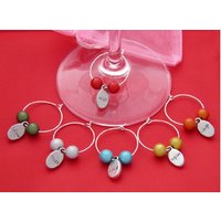 Set Von 6 Handgemachten Inspirationskreis Weinglas Charms Libbysmarketplace von LibbysMarketPlace