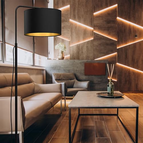 Licht-Erlebnisse Stehleuchte modern aus Metall & Stoff in Schwarz-Gold mit Kabelschalter H:151cm E27 für Wohnzimmer Schlafzimmer Innen Stehlampe Leseleuchte von Licht-Erlebnisse