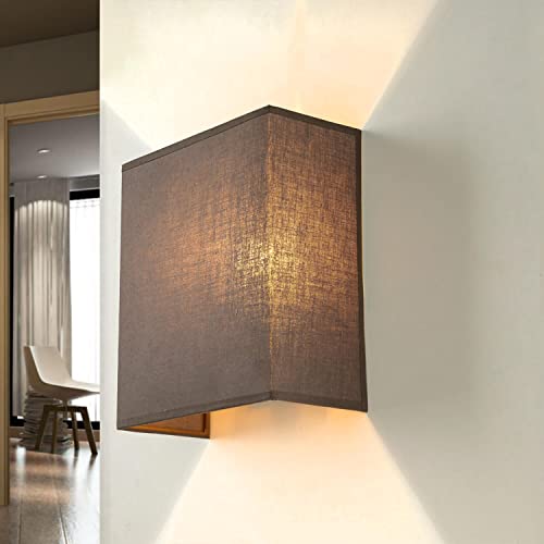Wandlampe Stoff in Taupe Schlafzimmer Flur B:21 cm E27 Up & Down eckig blendarm wohnlich Moderne Loft Wandleuchte Wohnzimmer ALICE Wandlampe Stoff in Taupe Schlafzimmer Flur B:21 cm E27 Up & Down eckig blendarm wohnlich Moderne Loft Wandleuchte Wohnzimmer ALICE von Licht-Erlebnisse