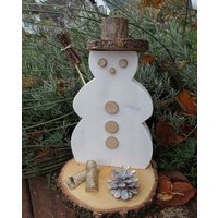 Schneemann Auf Baumscheibe - Rustikale Winterdeko Schneemann Auf Baumscheibe - Rustikale Winterdeko von LichtblickeHerzHaus