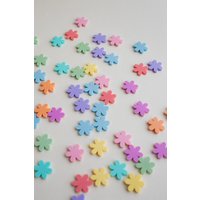 Moderne Geburtstags Tischdeko Konfetti Blümchen Acryl | Nachhaltig Und Wiederverwendbar Deko Ideen Geburtstag Glitzer von Liebesnaht