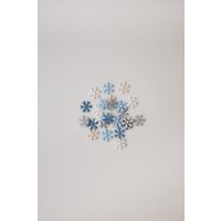 Moderne Tischdeko Konfetti Acryl Zu Weihnachten Schneeflocken | Nachhaltig Und Wiederverwendbar Deko Ideen Glitzer von Liebesnaht