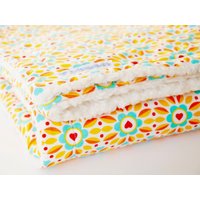 Babydecke, Kuscheldecke, Baumwolldecke, Gelb Mit Blauen Blümchen Von Lieblingsschnitte von Lieblingsschnitte