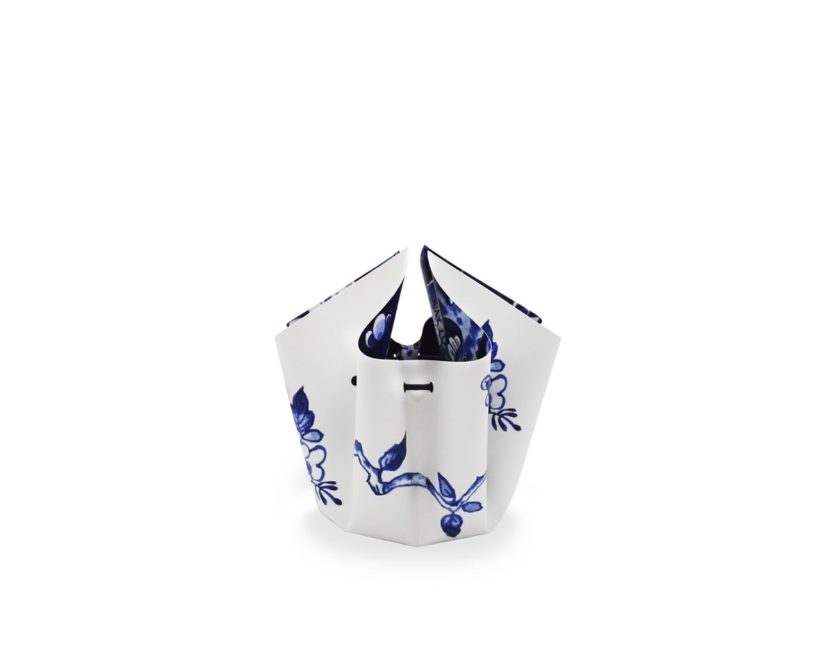 Lieblingsversand Dekovase Bogenvase Faltvase Klappvase SMALL DELFT BLUE Designervase 15 cm von Lieblingsversand