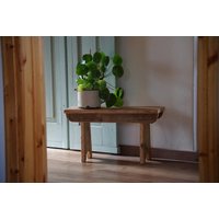 Rustikale Altholz Bank - Vintage Fußbank/Blumenbank Aus Alten Dielen Handmade Deko Im Landhausstil von LiesbethsLaden