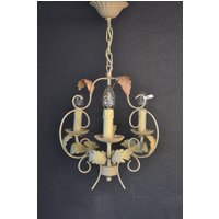 Schöner Toleware Kronleuchter | 17168 Schöner Toleware Kronleuchter | 17168 von LievreVintage