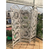 Handgefertigter Weißer Rattan Raumteiler - 2 Meter | Modernes Bett Kopfteil Handbemalte Trennwand Aus Schilfrohr Faltbarer Sichtschutz Versandfertig von LifeOnWall