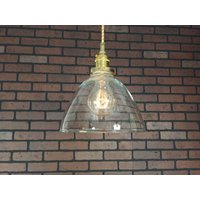 Industrial Pendant Light -Brass 8" Klarglas Zapfenschirm Mit Patentierten "Huila Electrical Connectors" Und Edison Victorian Glühbirne von LightArtedLighting