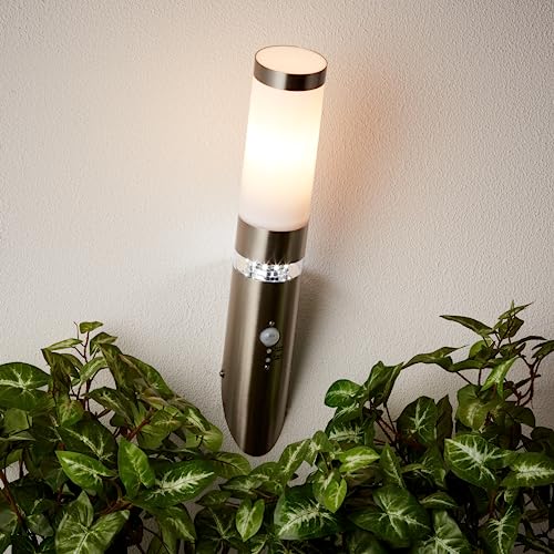 Lightbox spritzwassergeschützte LED Wandfackel - Wandfackel für Außen mit einstellbarem Bewegungsmelder & Dämmerungsschalter für LED-Dekolicht - aus Metall/Kunststoff - in Edelstahlfarben - Ø 8 cm von Lightbox