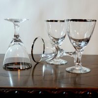 Platin Band Weingläser Ehering Fostoria Silber Streifen Kelch 1950Er Jahre Vintage Stemware Feinkristall Hex Stiel Claret von LightlySaucedRetro