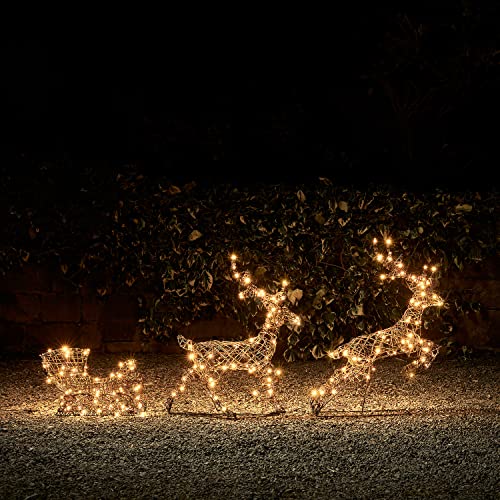 Lights4fun 240er Studley LED Rattan Rentier Figur mit Schlitten Timer Weihnachtsbeleuchtung für außen und innen Weihnachtsfigur von Lights4fun