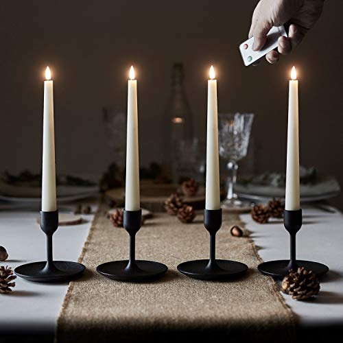 Lights4fun 4er Set TruGlow® Flammenlose LED-Stabkerzen mit Fernbedienung und Timer Echtwachs batteriebetriebene elektrische Kerzen Elfenbeinfarben 22 cm Elegante Deko für Zuhause [Energieklasse A] von Lights4fun