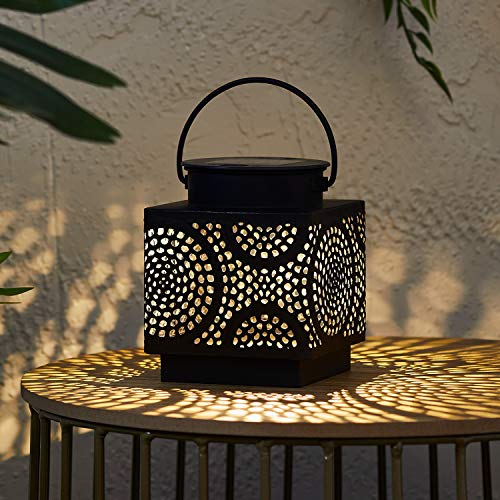 Lights4fun 12cm Gemusterte LED Solar Laterne Taza schwarze Metall Laterne warmweiß Solarlampen für Außen Garten Deko Balkon von Lights4fun