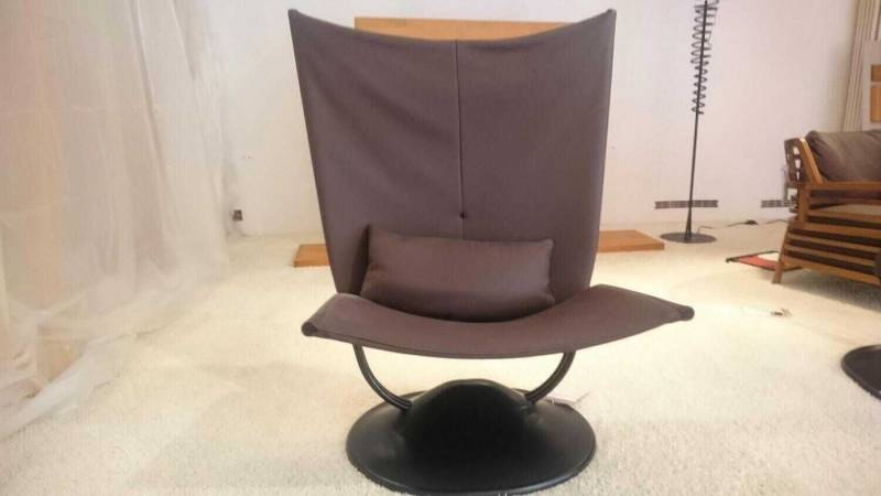 Ligne Roset Relaxsessel Sessel Anneau Leder U Oregon Brun Braun Gestell Schwarz mit Hocker von Ligne Roset