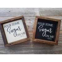 Gießen Sie Etwas Zucker Auf Mich - Rustikale Holz Gerahmt Mini Zeichen Kaffee-Liebhaber-Zeichen von LilRusticSignShoppe