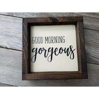 Guten Morgen Wunderschön Oder Hallo Schön | Einzelne Zeichen Holz Gerahmt Bauernhaus Zeichen von LilRusticSignShoppe