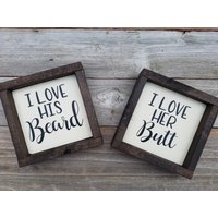 Ich Liebe Seinen Bart-Ich Ihre Po-Rustikale Holz Gerahmten Zeichen 2Er Set von LilRusticSignShoppe