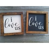 Ich Liebe Uns Mini-Holzschild Mit Rahmen von LilRusticSignShoppe
