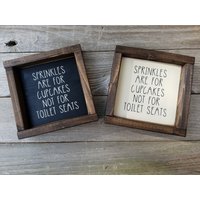 streusel Sind Für Cupcakes, Lustige Badezimmer Zeichen - Rustikale Holz Gerahmt Mini streusel Sind Für Cupcakes, Lustige Badezimmer Zeichen - Rustikale Holz Gerahmt Mini von LilRusticSignShoppe