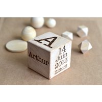 Personalisierter Holzwürfel Für Baby. Geburtswürfel Aus Holz. Vorname Geburt. Geburtsgeschenk. Würfel Teilen von LiliChipie