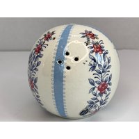 Vintage Potpourri Behälterhalter Pomandersäckchen Runder Kugelstreuer von LiliCollectibles