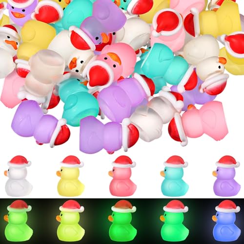 Liliful 50 Stück Weihnachten Mini Harz Leuchtende Enten Figuren mit Weihnachtsmütze Glow in The Dark Micro Duck Suitable Home Decoration Desktop Fireplace Window Sill Garden Micro Landscape Decoration Liliful 50 Stück Weihnachten Mini Harz Leuchtende Enten Figuren mit Weihnachtsmütze Glow in The Dark Micro Duck Suitable Home Decoration Desktop Fireplace Window Sill Garden Micro Landscape Decoration von Liliful