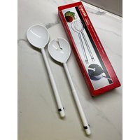 Guzzini Salatbesteck Weiß Vintage Neu Im Koffer, Italien 1980Er Jahre Acryl Servierbesteck von Liliiascollection