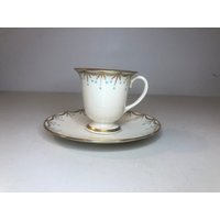 Handbemalte Vintage Teetasse & Untertasse Von C. O. Mouness von LilliansCornerFinds