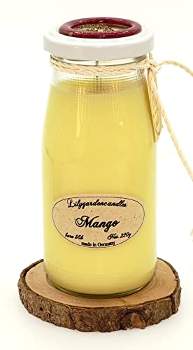 Lilygardencandles Duftkerze Mango in der Milchflasche / 100% Sojawachs / 56+ Stunden Brennzeit / 6x14cm / super fruchtig von Lilygardencandles