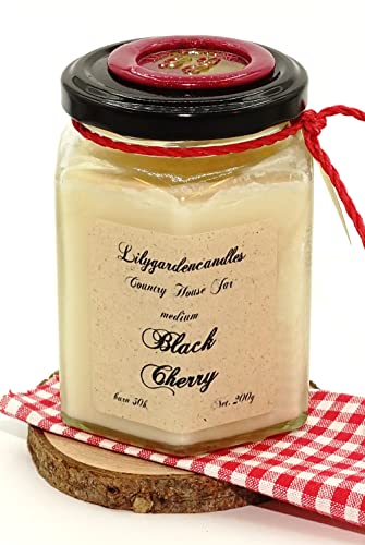 Lilygardencandles Duftkerze Schwarze Kirsche im Landhaus-Glas mittel / 100% Sojawachskerze / 50+ Stunden Brennzeit/EIN intensiver Kirschduft von Lilygardencandles