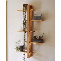 Shift Regal, Allongé Modernes, Schwebendes, Handgefertigtes Wandregal Für Pflanzen, Bücher, Dekoration Etc von LiminalFurniture