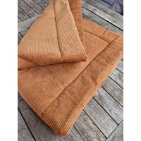 Hundedecke Kuscheldecke Hundematte Für Hunde Weiche Matte Cord Cognac Braun Hellbraun, Gefüttert , Decke Liegematte von LinasTraumwerkstatt