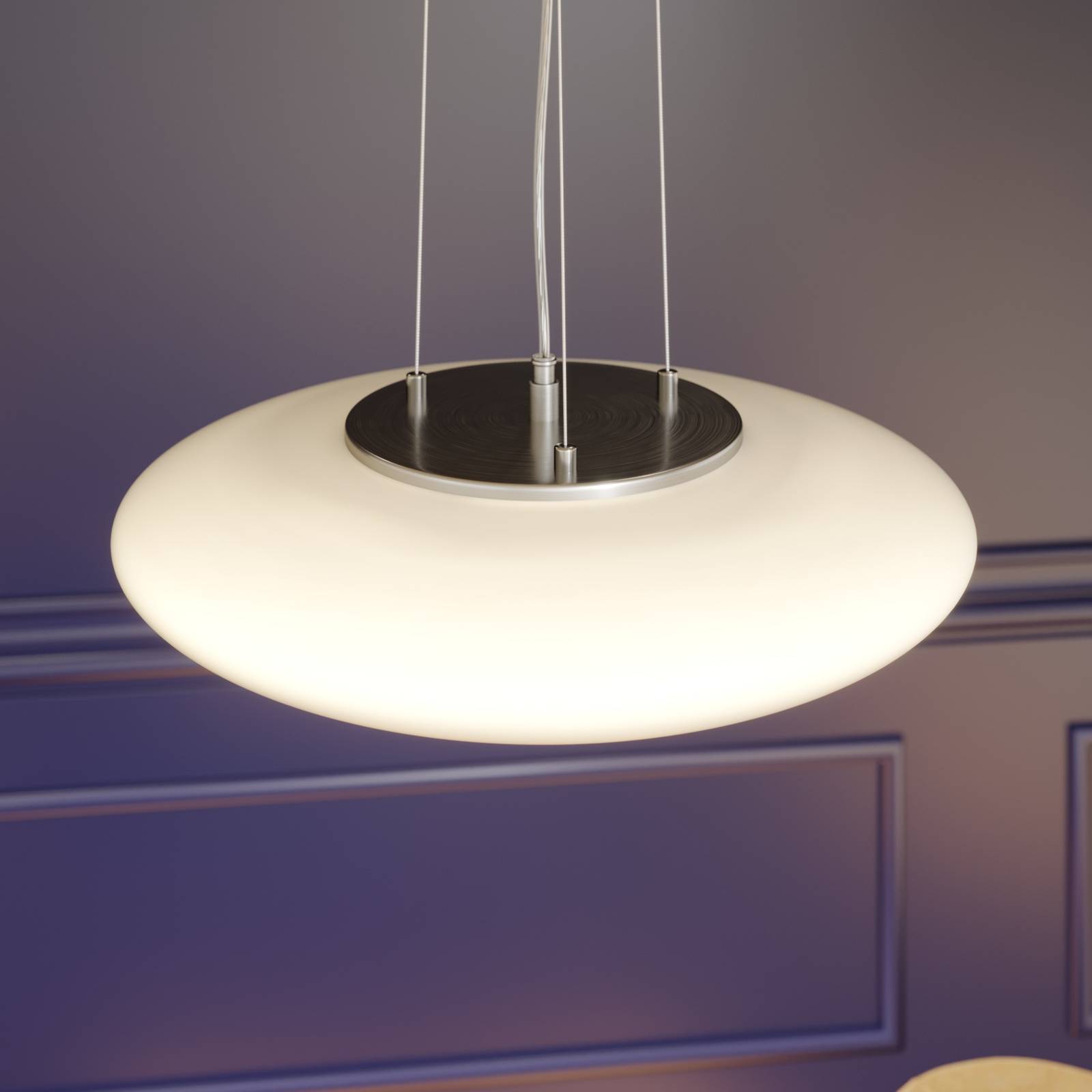 LED-Opalglas-Hängelampe Gunda in Weiß von LINDBY