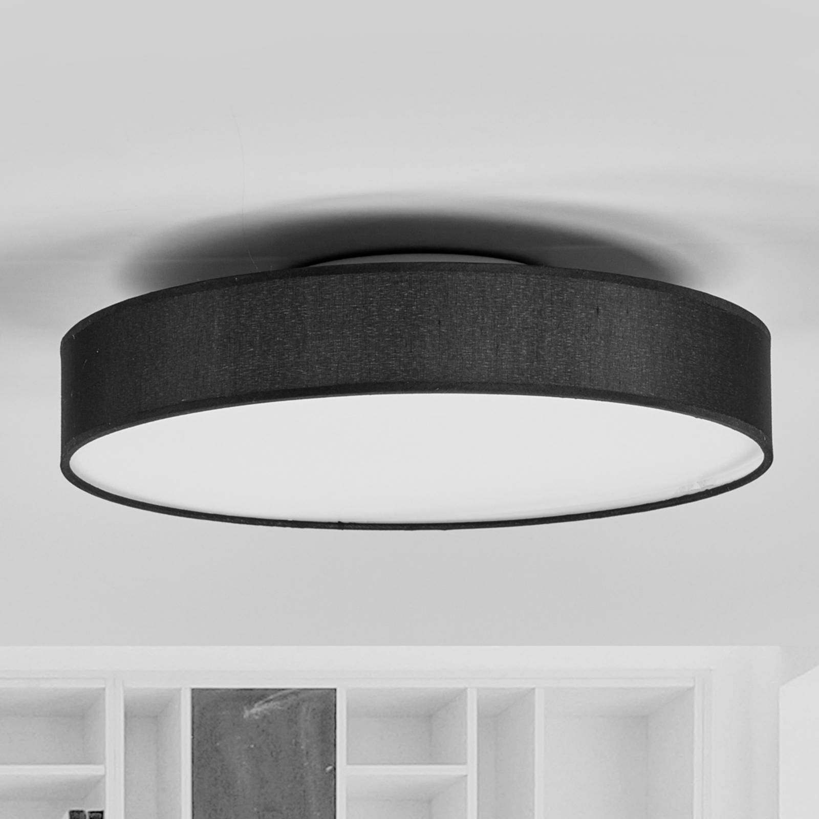 LED-Stoffdeckenlampe Saira, 40 cm, schwarz von LINDBY