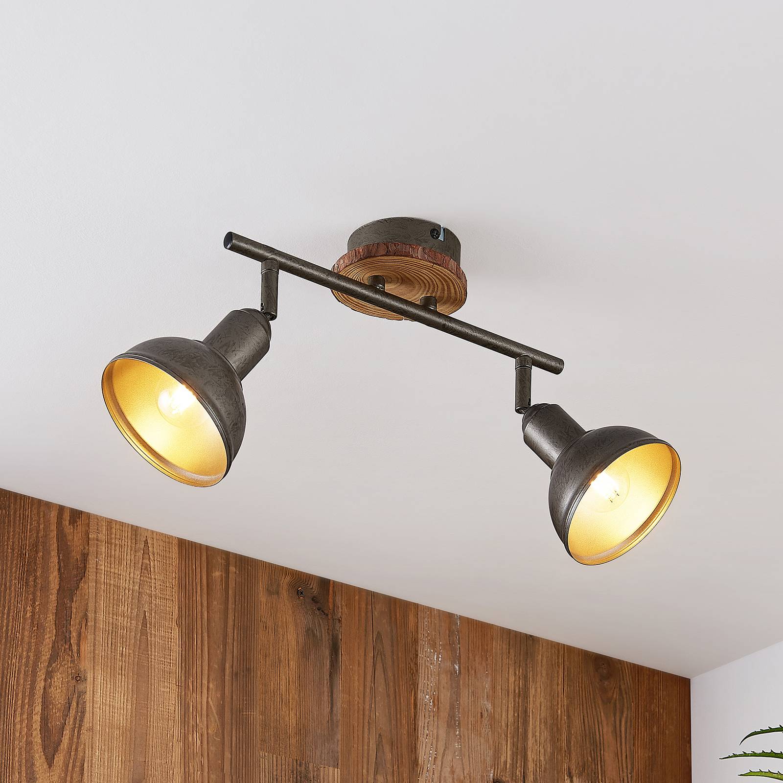 Lindby Nesrin Deckenlampe mit Holzscheibe, 2-fl. von LINDBY